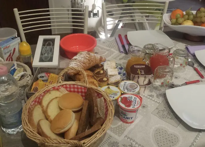 Alojamento de Acomodação e Pequeno-almoço La Gemma 4*